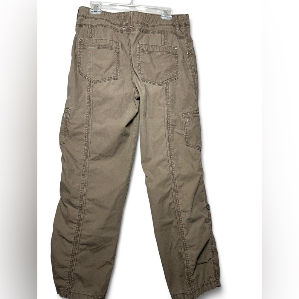 Women’s Faded Glory Olive Cargo Pants - Picture 2 of 4